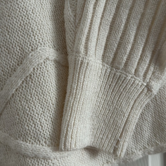 Cable diagonal neck sweater - Picture 3 of 5